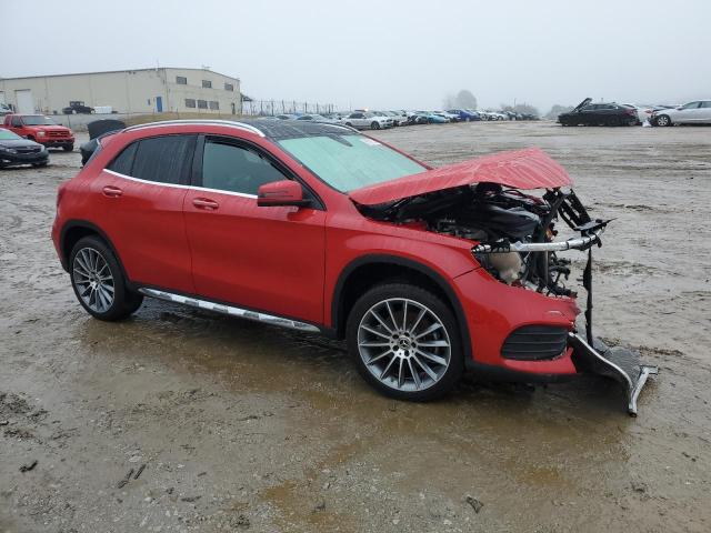 WDCTG4EB3KU013048 - 2019 MERCEDES-BENZ GLA 250 RED photo 4