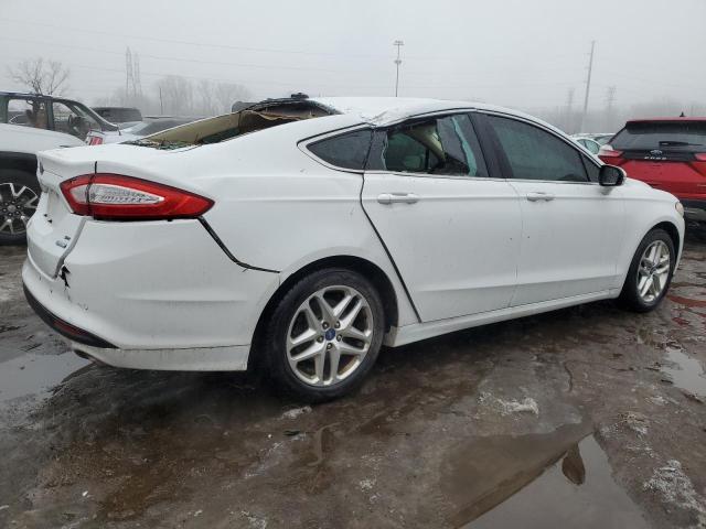 3FA6P0HR7DR122083 - 2013 FORD FUSION SE WHITE photo 3