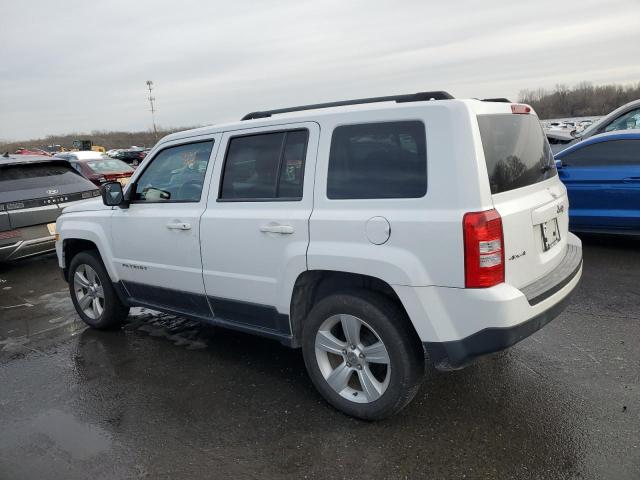 1C4NJRFB5ED502082 - 2014 JEEP PATRIOT LATITUDE WHITE photo 2