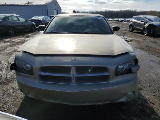 2B3KA33G08H193050 - 2008 DODGE CHARGER SXT BEIGE photo 5