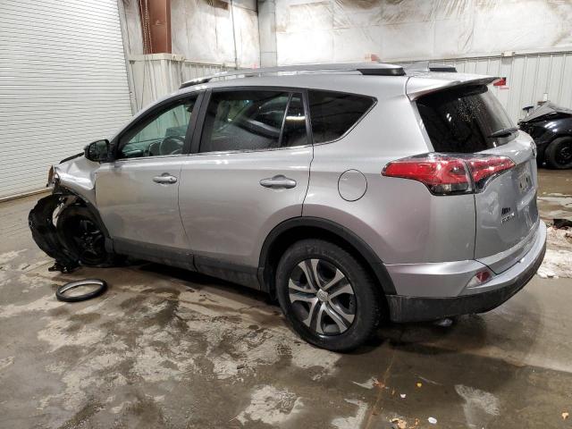 2T3ZFREV8JW522516 - 2018 TOYOTA RAV4 LE GRAY photo 2