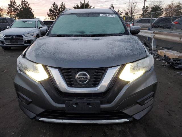 JN8AT2MV2JW301076 - 2018 NISSAN ROGUE S GRAY photo 5