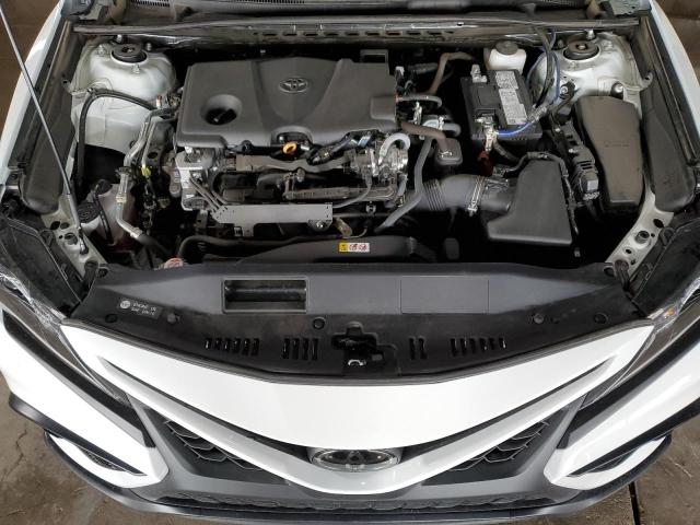 4T1G11BK1PU103197 - 2023 TOYOTA CAMRY SE NIGHT SHADE WHITE photo 11