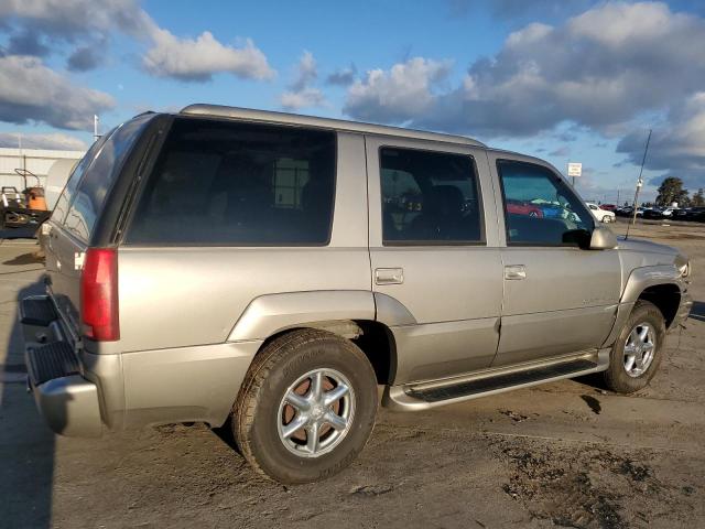 1GYEK63R0YR202464 - 2000 CADILLAC ESCALADE LUXURY BEIGE photo 3