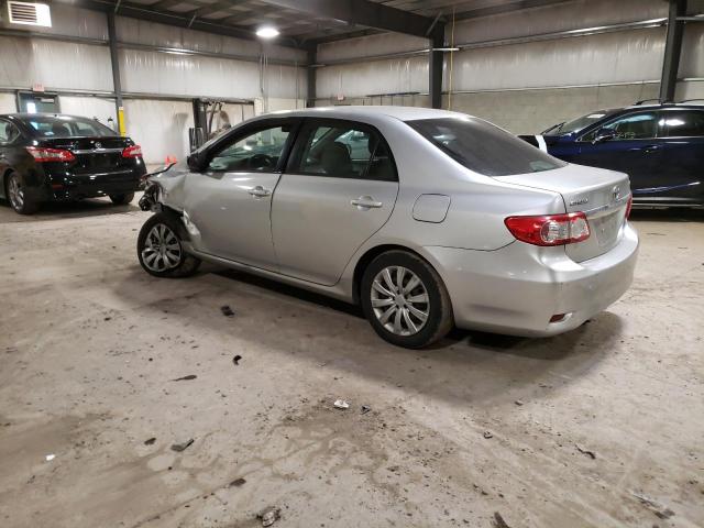 2T1BU4EE7CC756556 - 2012 TOYOTA COROLLA BASE SILVER photo 2