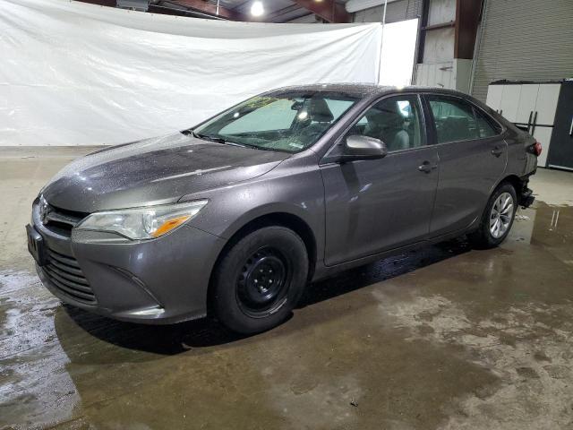 4T4BF1FK4GR558802 - 2016 TOYOTA CAMRY LE GRAY photo 1