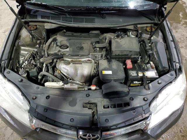 4T4BF1FK4GR558802 - 2016 TOYOTA CAMRY LE GRAY photo 11