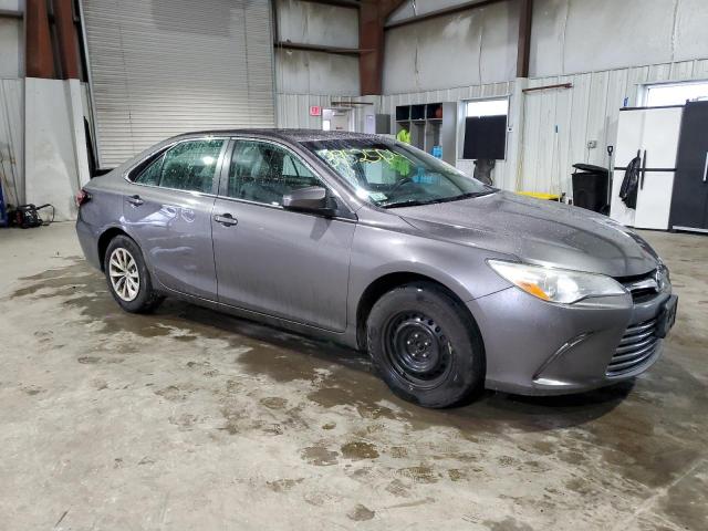 4T4BF1FK4GR558802 - 2016 TOYOTA CAMRY LE GRAY photo 4