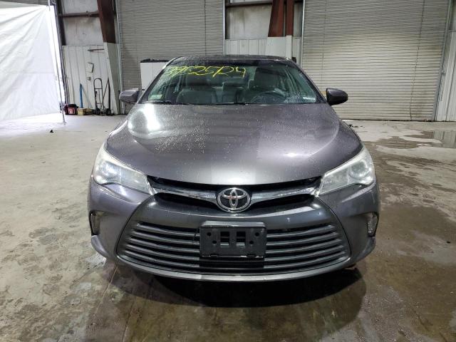 4T4BF1FK4GR558802 - 2016 TOYOTA CAMRY LE GRAY photo 5