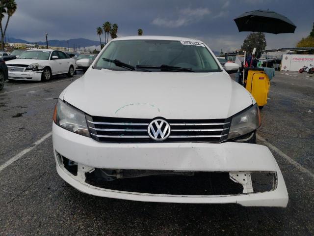 1VWAP7A33EC029254 - 2014 VOLKSWAGEN PASSAT S WHITE photo 5