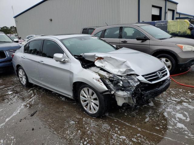 1HGCR2F89DA032281 - 2013 HONDA ACCORD EXL SILVER photo 4