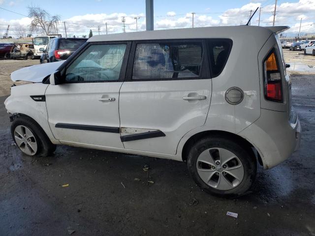 KNDJT2A29B7262830 - 2011 KIA SOUL + WHITE photo 2