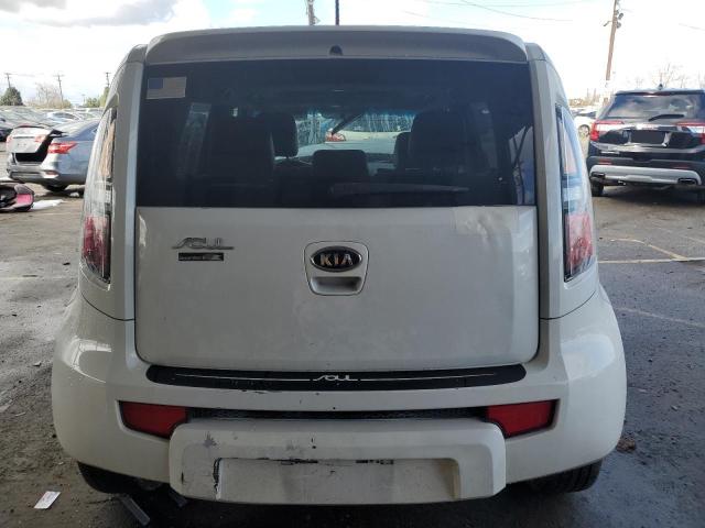 KNDJT2A29B7262830 - 2011 KIA SOUL + WHITE photo 6