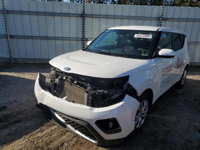 KNDJ23AU1L7120600 - 2020 KIA SOUL LX WHITE photo 2