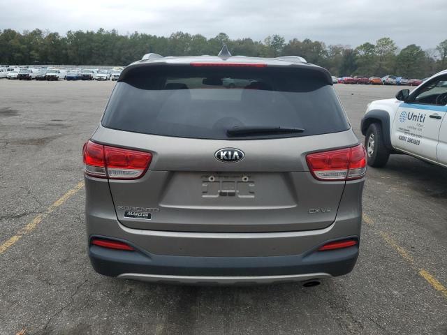 5XYPH4A58JG410064 - 2018 KIA SORENTO EX GRAY photo 6