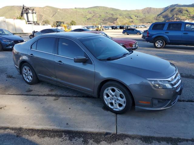 3FAHP0HA1BR128381 - 2011 FORD FUSION SE GRAY photo 4