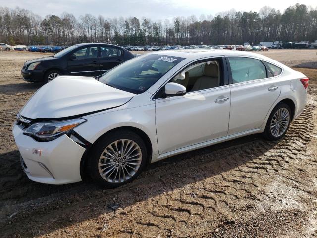 4T1BK1EB9JU277710 - 2018 TOYOTA AVALON XLE WHITE photo 1