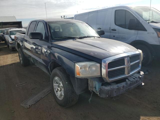 1D7HW48N66S599546 - 2006 DODGE DAKOTA QUAD SLT BLUE photo 4