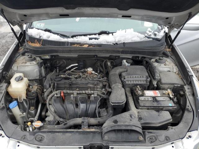 5NPEB4AC0CH490821 - 2012 HYUNDAI SONATA GLS SILVER photo 11