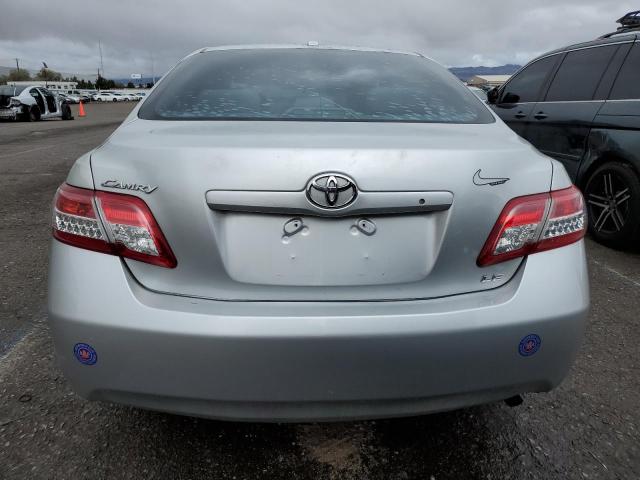 4T4BF3EK2BR150711 - 2011 TOYOTA CAMRY BASE SILVER photo 6