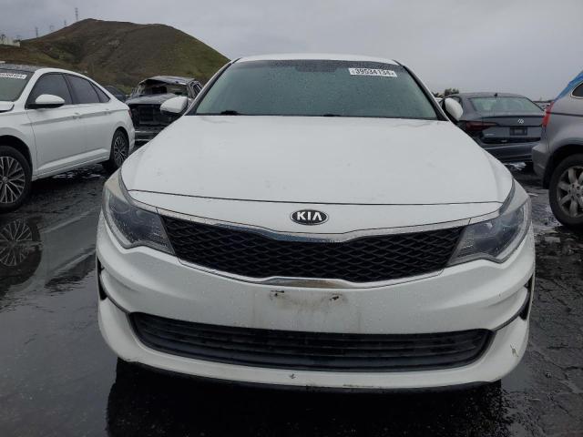 5XXGT4L32GG082390 - 2016 KIA OPTIMA LX WHITE photo 5