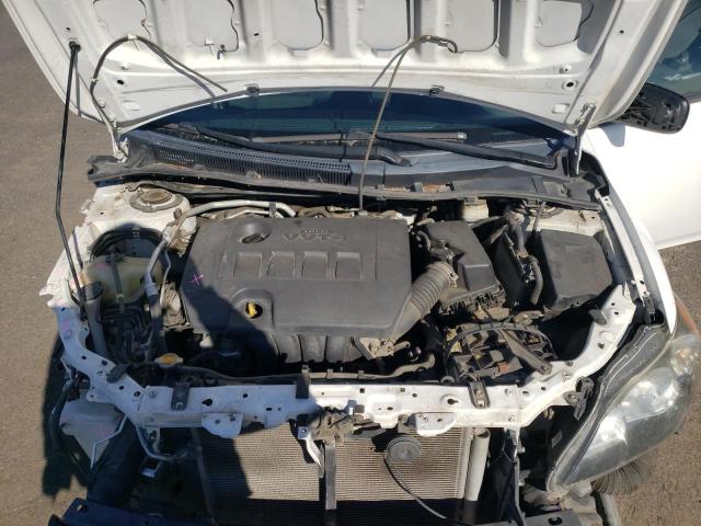 2T1BU4EE4CC903402 - 2012 TOYOTA COROLLA BASE WHITE photo 11