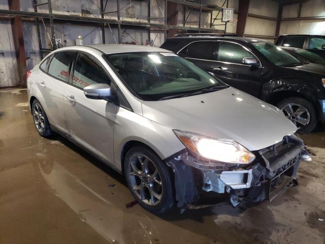 1FADP3F22EL299980 - 2014 FORD FOCUS SE SILVER photo 4