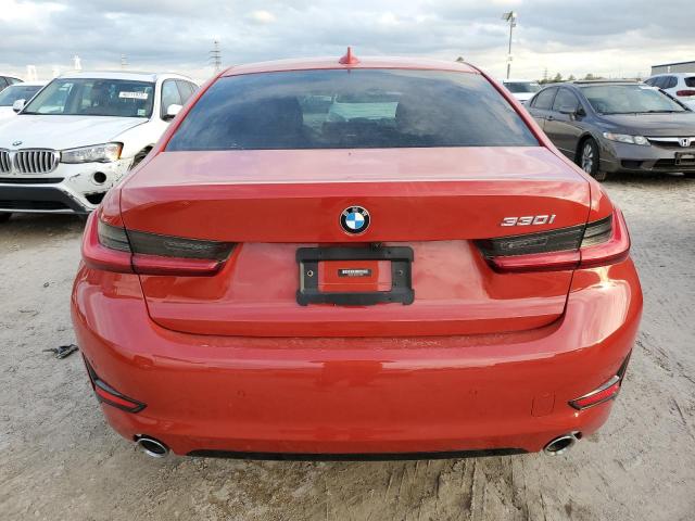 3MW5R1J05M8B63865 - 2021 BMW 330I RED photo 6