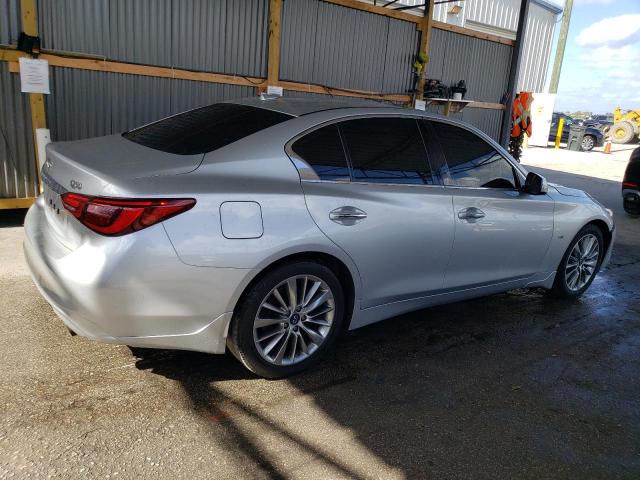 JN1EV7AR4JM438823 - 2018 INFINITI Q50 LUXE SILVER photo 3