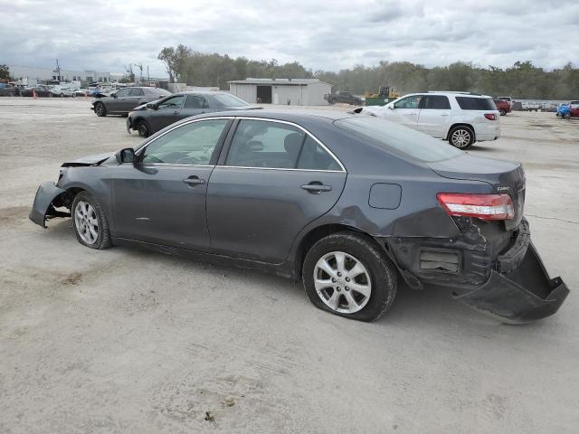 4T1BF3EK4BU602510 - 2011 TOYOTA CAMRY BASE GRAY photo 2