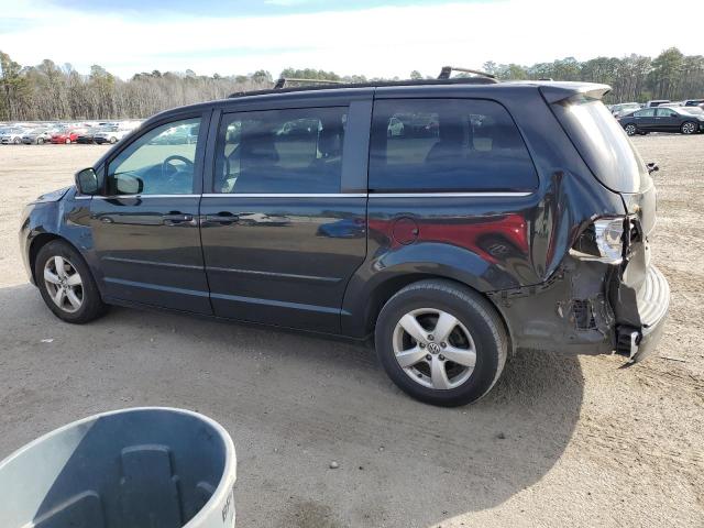 2V4RW3DG4BR717983 - 2011 VOLKSWAGEN ROUTAN SE BLACK photo 2