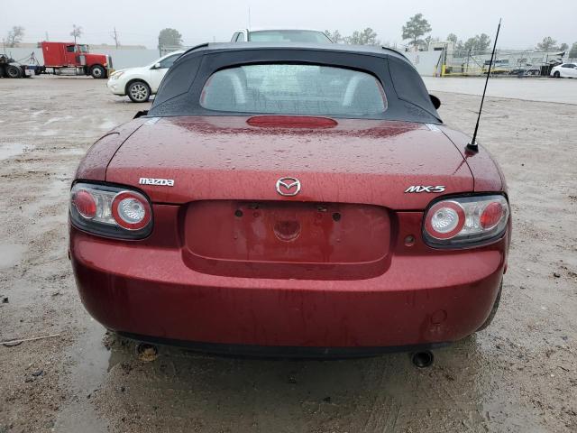 JM1NC25F960120409 - 2006 MAZDA MX-5 MIATA MAROON photo 6