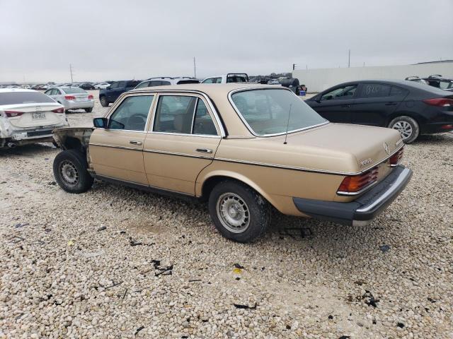 WDBAB33A1DB023879 - 1983 MERCEDES-BENZ 300 DT BEIGE photo 2