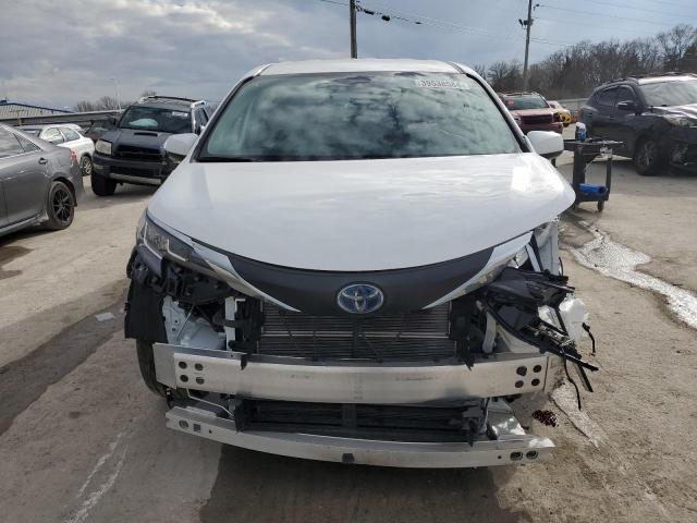 5TDKRKEC1PS157976 - 2023 TOYOTA SIENNA LE WHITE photo 5