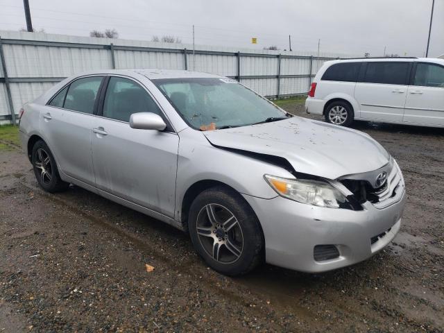 4T1BF3EK7AU056106 - 2010 TOYOTA CAMRY BASE SILVER photo 4