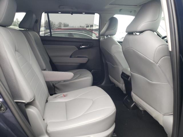 5TDGZRBH4MS080935 - 2021 TOYOTA HIGHLANDER XLE BLUE photo 10