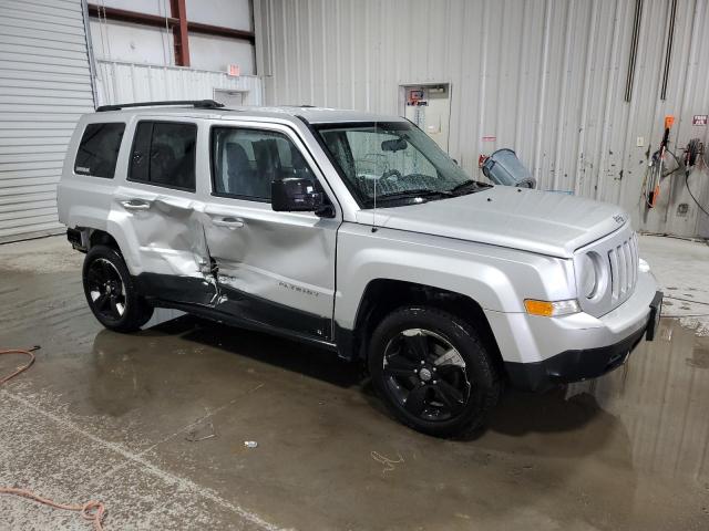 1C4NJRFB1CD658150 - 2012 JEEP PATRIOT LATITUDE SILVER photo 4