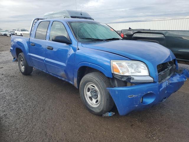 1Z7HT28P17S176663 - 2007 MITSUBISHI RAIDER LS BLUE photo 4