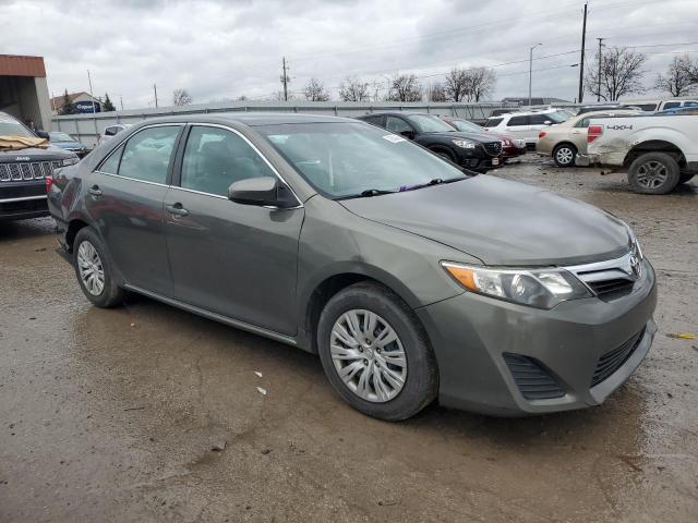 4T1BF1FK3EU759596 - 2014 TOYOTA CAMRY L GRAY photo 4