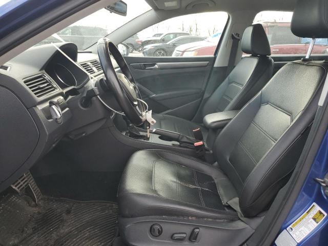 1VWDT7A39HC045553 - 2017 VOLKSWAGEN PASSAT R-LINE Көк фото 7