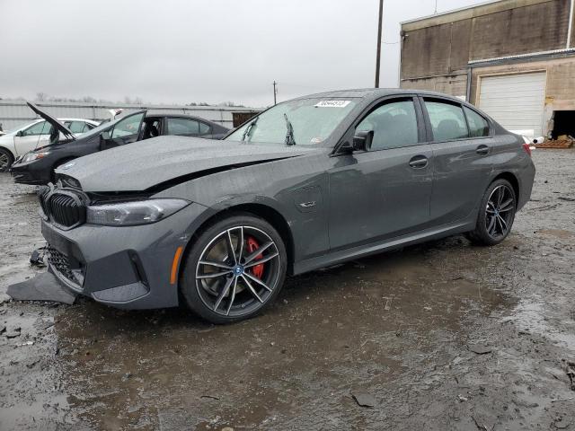 3MW39FS08P8D08453 - 2023 BMW 330XE Մոխրագույն լուսանկար 1
