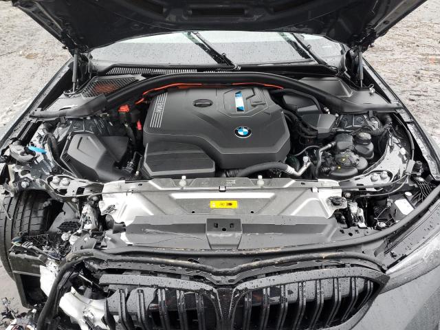 3MW39FS08P8D08453 - 2023 BMW 330XE Մոխրագույն լուսանկար 11