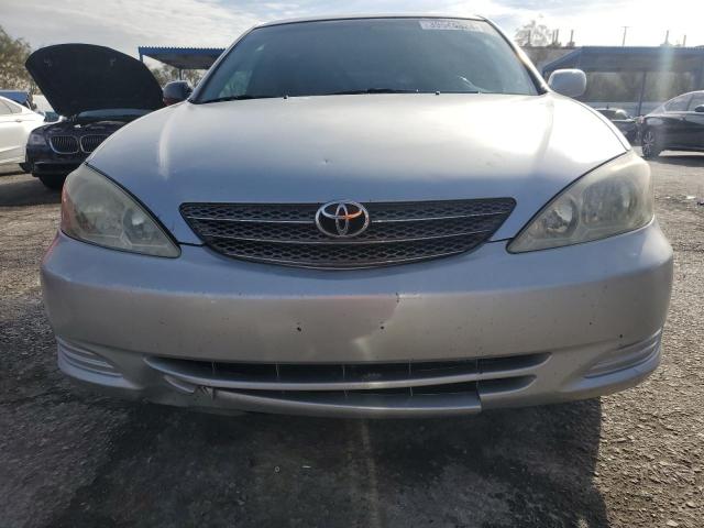 4T1BE32K94U316582 - 2004 TOYOTA CAMRY LE SILVER photo 5