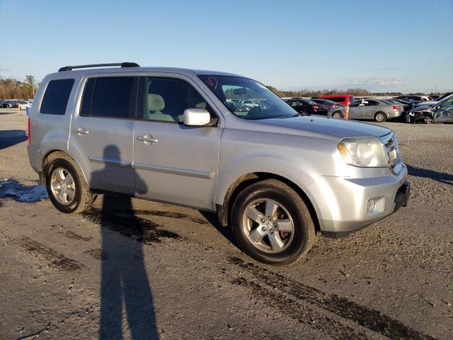 5FNYF4H43BB074856 - 2011 HONDA PILOT EX SILVER photo 4