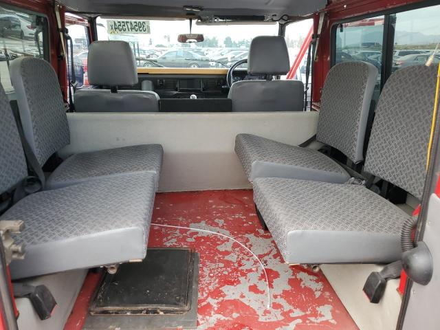 SALLDVAF7MA955221 - 1994 LAND ROVER DEFENDER 9 RED photo 11