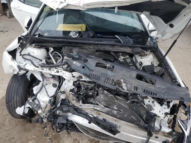 4T1B11HK3JU049314 - 2018 TOYOTA CAMRY L WHITE photo 11