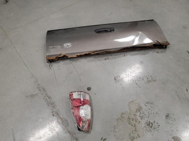 5TEUX4EN8AZ734072 - 2010 TOYOTA TACOMA ACCESS CAB მწვანე ფოტო 12