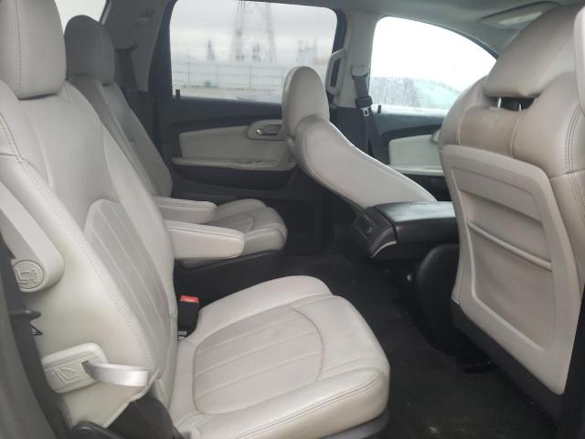 1GNKRLED2BJ381589 - 2011 CHEVROLET TRAVERSE LTZ WHITE photo 11