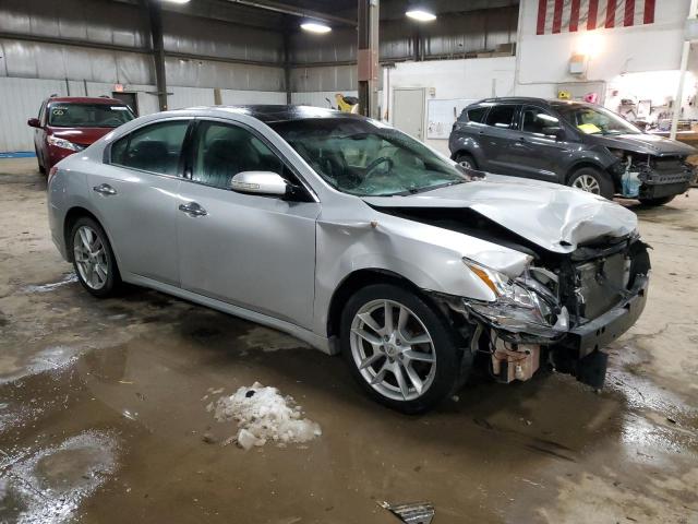 1N4AA5AP9AC829326 - 2010 NISSAN MAXIMA S SILVER photo 4