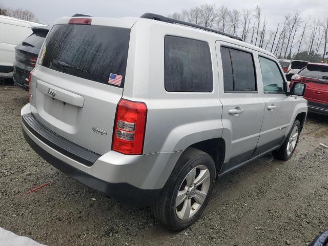 1J4NF1GB5BD258294 - 2011 JEEP PATRIOT SPORT SILVER photo 3